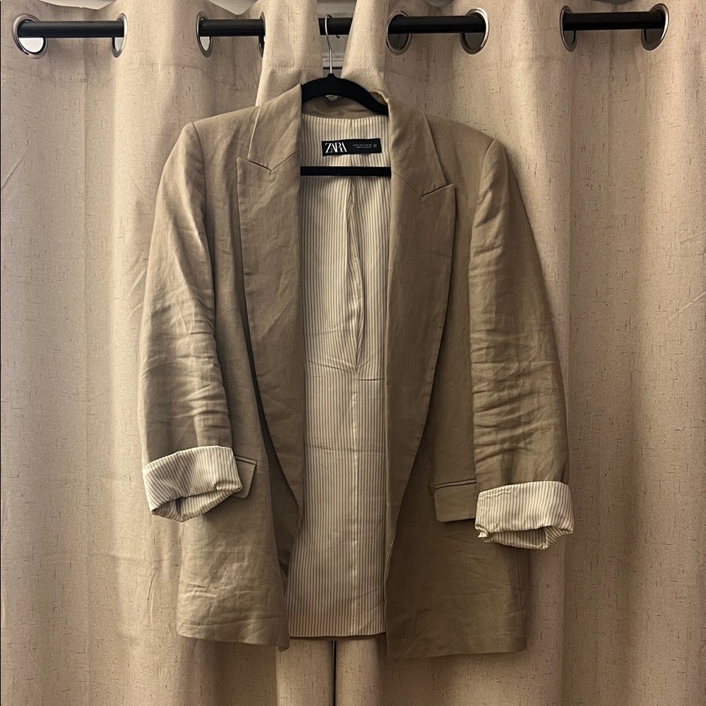Zara Women's Beige Blazer
